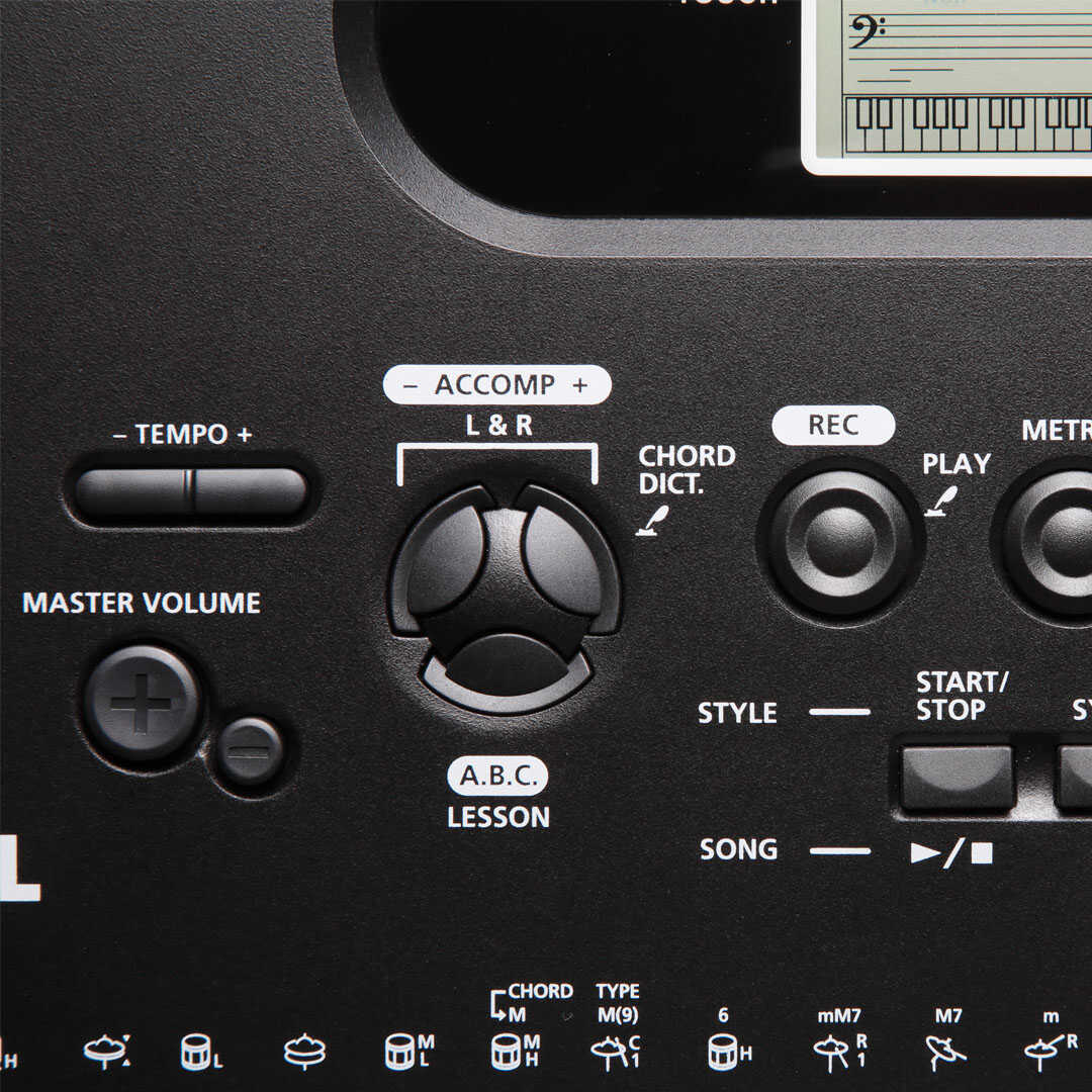 Kurzweil KP70 Arranger Keyboard