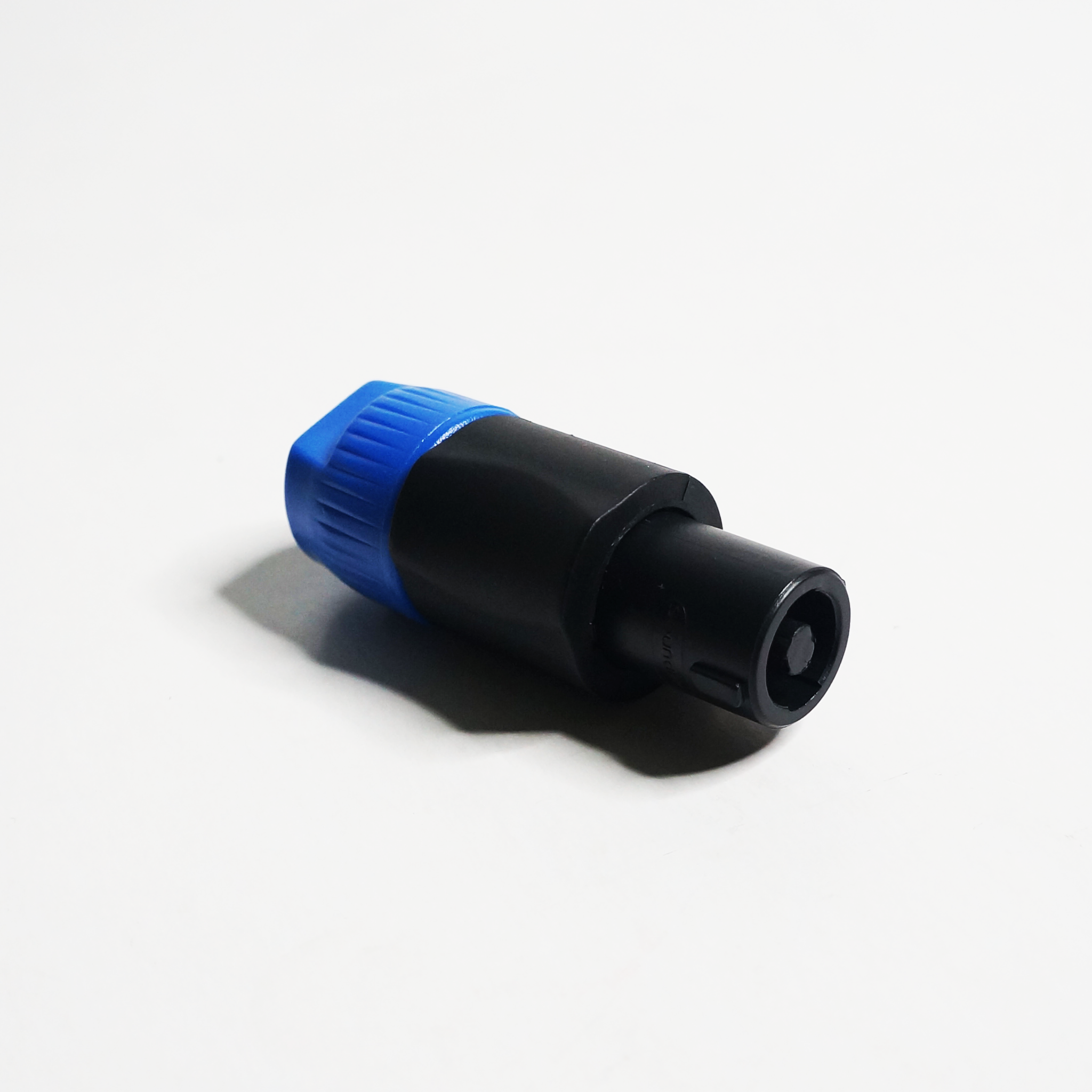 Soundking CB107 Speakon Jack