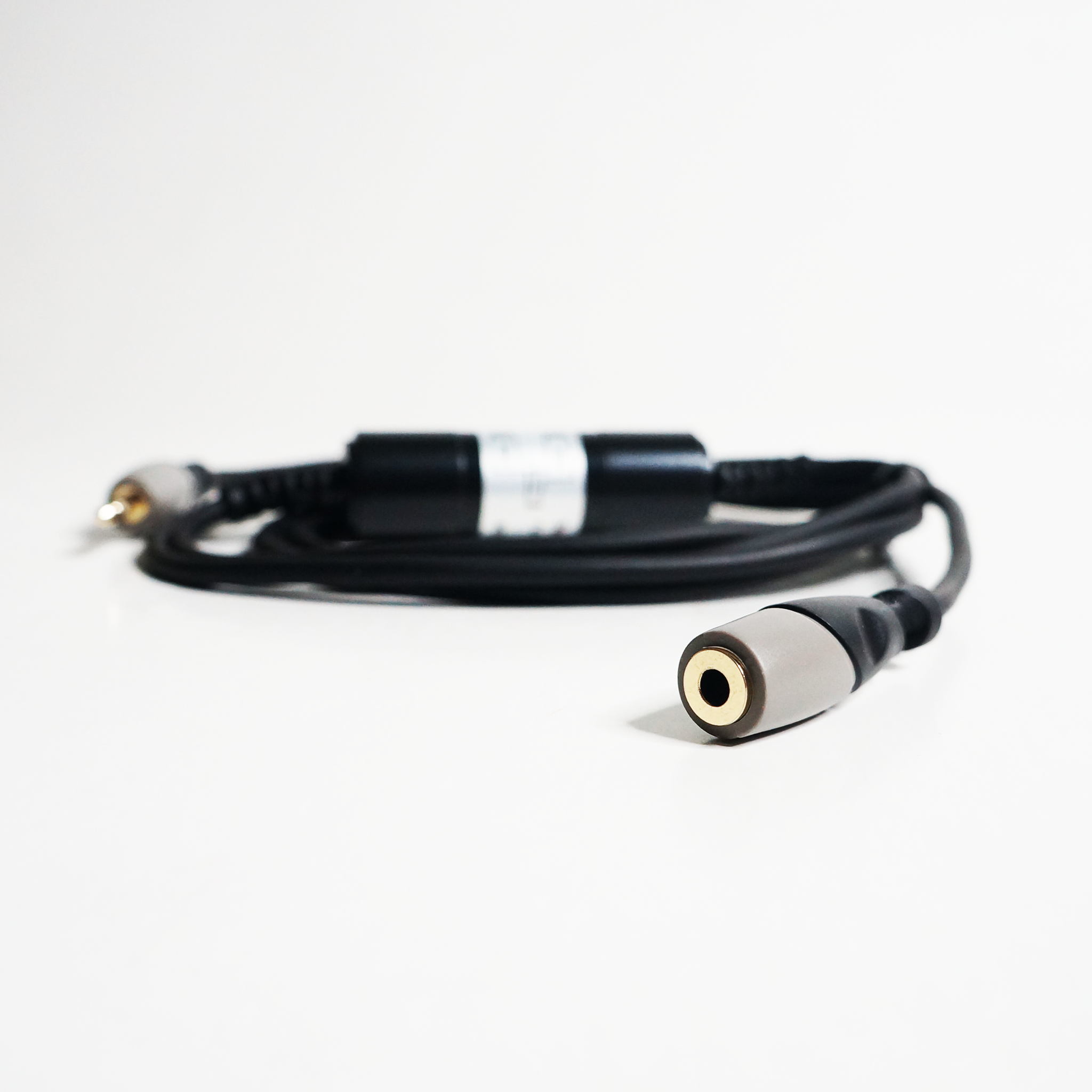 Soundking BJJ302-1 Noise Eliminating 3.5mm Male to 3.5mm Female AUX Cable
