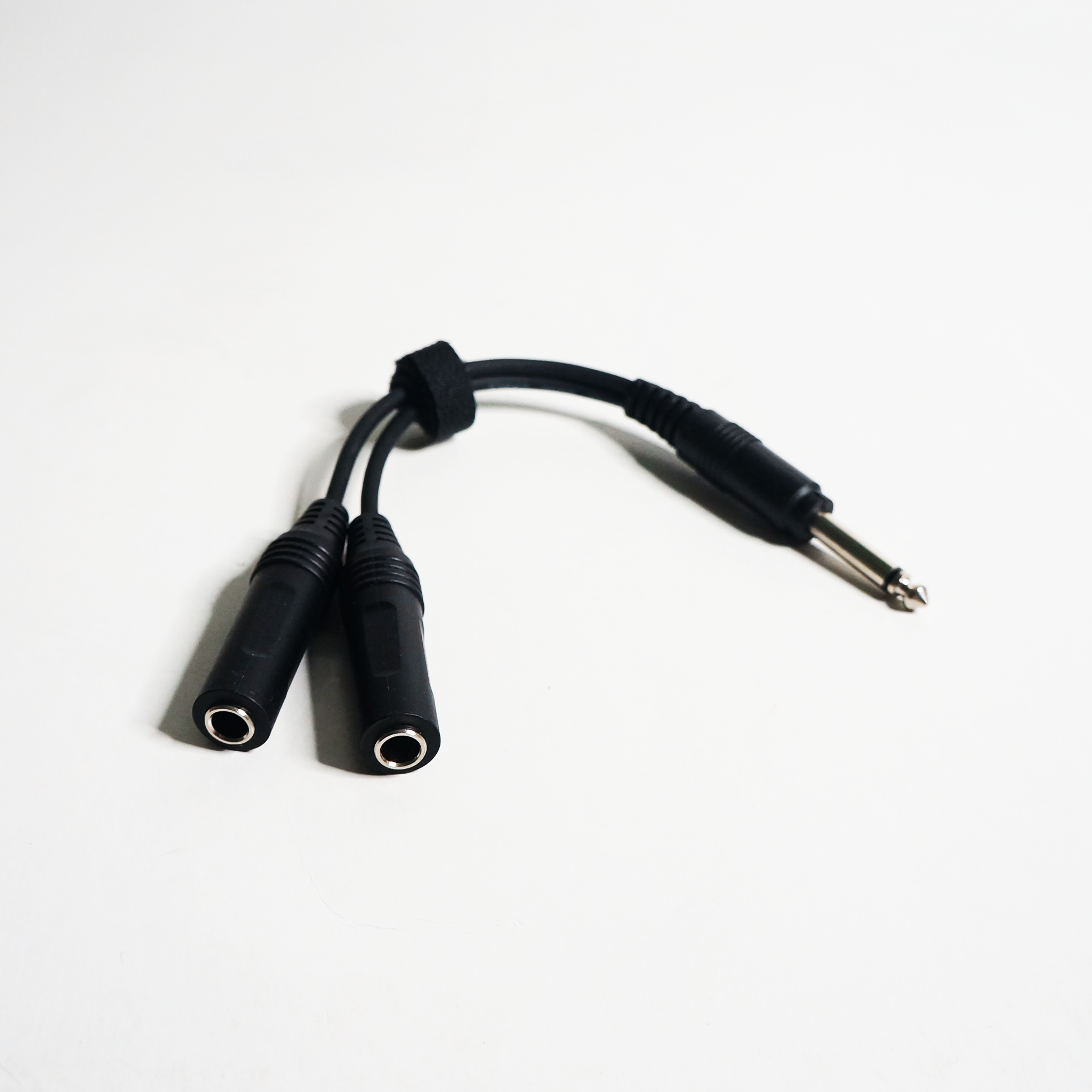 Soundking BJJ422 Mono TS to 2 Female TS Y-Cable