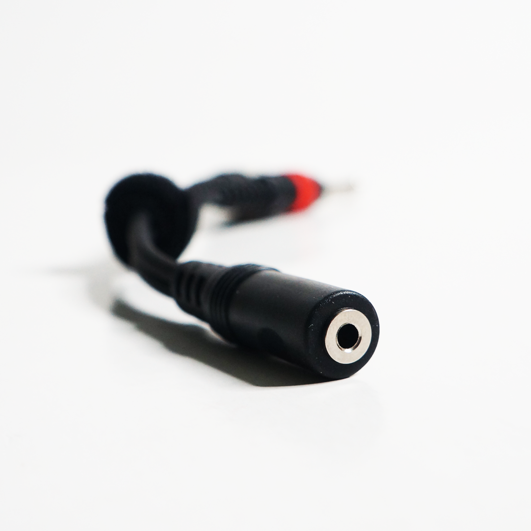 Soundking BJJ425 Stereo Female AUX to 2 TS Y-Cable