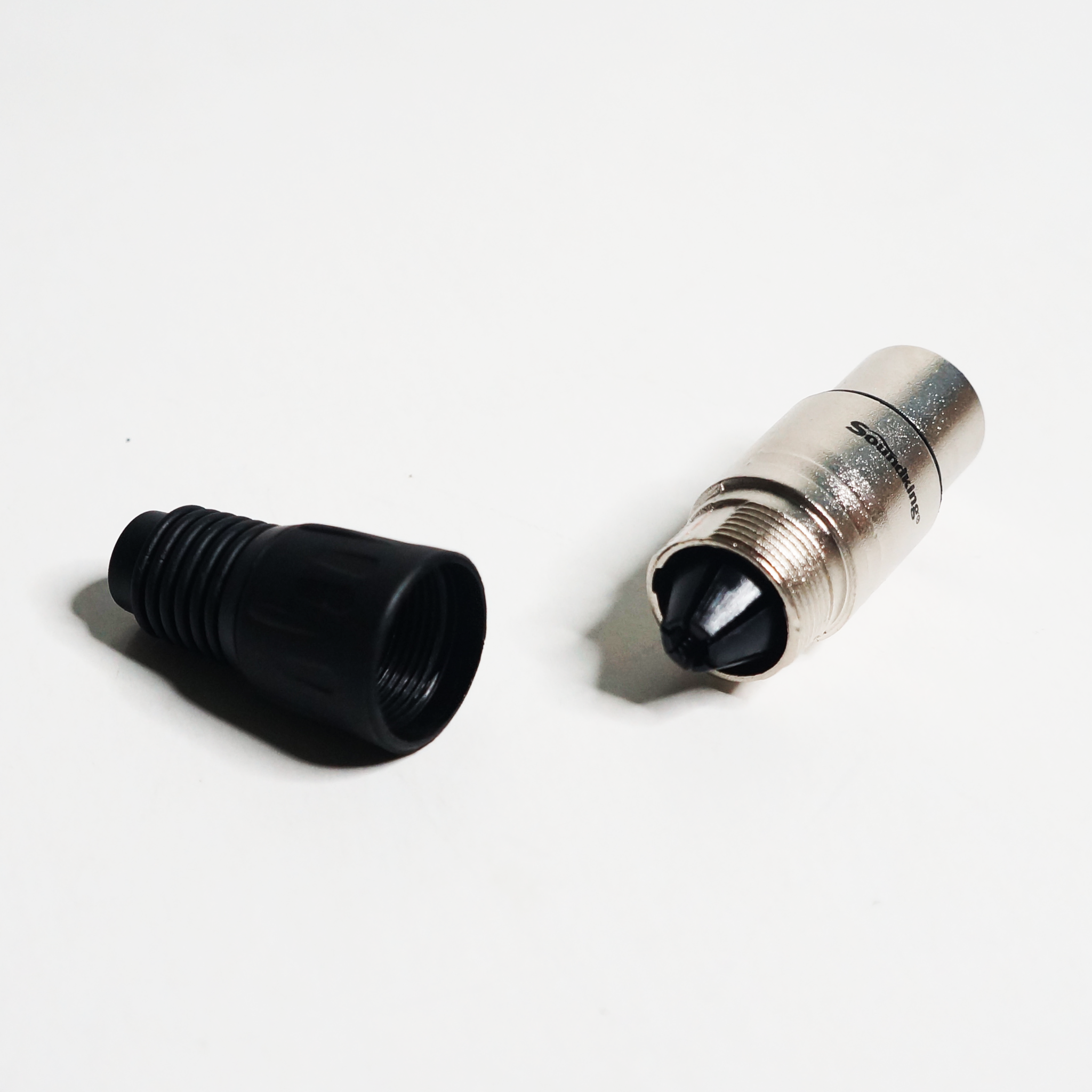 Soundking CA113 Female XLR Jack